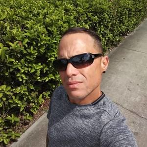 Meet your Posher, Joel